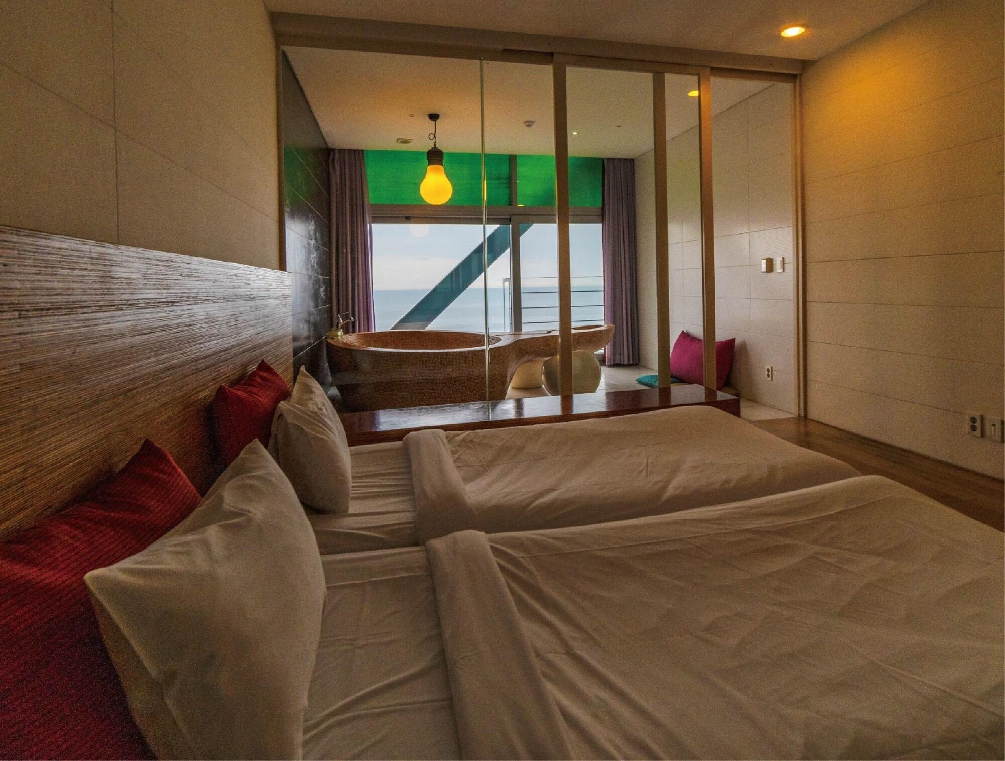 Haslla Art World Museum Hotel Gangneung Ngoại thất bức ảnh